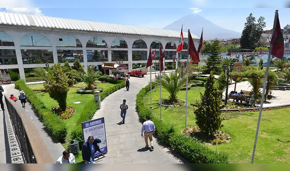 Gestión edil de nuevo alcalde de Arequipa Omar Candia heredará deuda de S/ 26 mlls Gestión edil de nuevo alcalde de Arequipa Omar Candia heredará deuda de S/ 26 mlls