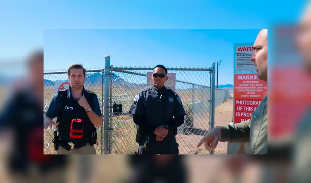 A través de un video de YouTube, peruano mostró la insólita experiencia que vivió al llegar al ‘Área 51’ y ver lo que había en el misterioso lugar A través de un video de YouTube, peruano mostró la insólita experiencia que vivió al llegar al ‘Área 51’ y ver lo que había en el misterioso lugar