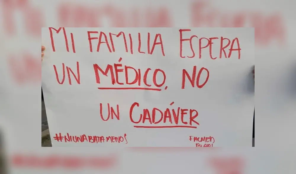 Estudiantes se manifiestan por asesinatos de compañeros en Puebla Estudiantes se manifiestan por asesinatos de compañeros en Puebla
