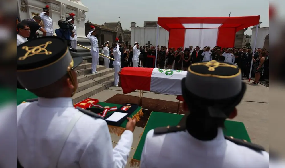 Restos del héroe Luis García Rojas ya descansan en la Cripta de los Héroes Restos del héroe Luis García Rojas ya descansan en la Cripta de los Héroes