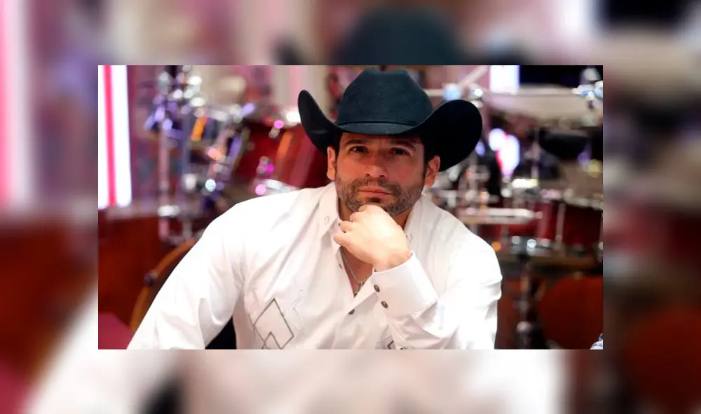 Cabe destacar que en un principio vincularon esta idea con una locutora de radio, pero ahora suena la reina del Tex Mex como musa Bobby, quien según es un gran admirador de ella. Cabe destacar que en un principio vincularon esta idea con una locutora de radio, pero ahora suena la reina del Tex Mex como musa Bobby, quien según es un gran admirador de ella.