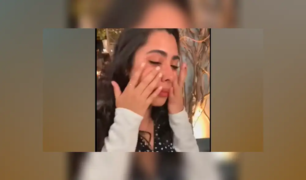 Desliza a la izquierda para ver más detalles sobre la romántica propuesta. (Foto: captura) Desliza a la izquierda para ver más detalles sobre la romántica propuesta. (Foto: captura)