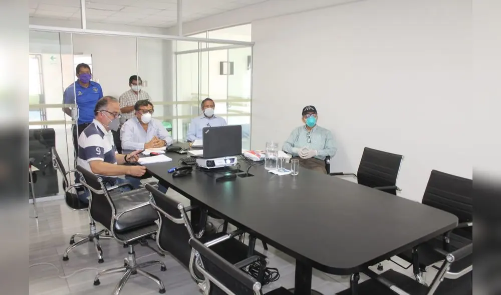 Consejo de UNT adopta polémica decisión Consejo de UNT adopta polémica decisión