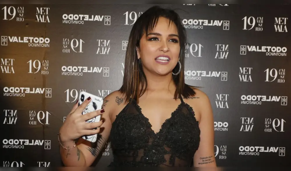 Daniela Darcourt visita ‘sex shop’ y recomienda curioso juguete sexual Daniela Darcourt visita ‘sex shop’ y recomienda curioso juguete sexual