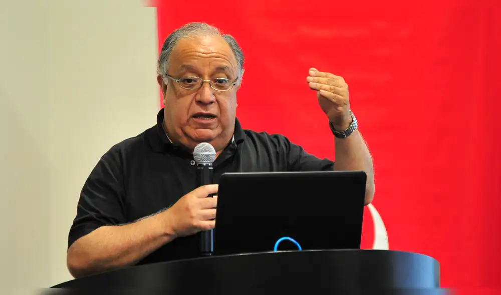 Fernando Tuesta Soldevilla: “Martín Vizcarra no ha colocado una agenda”