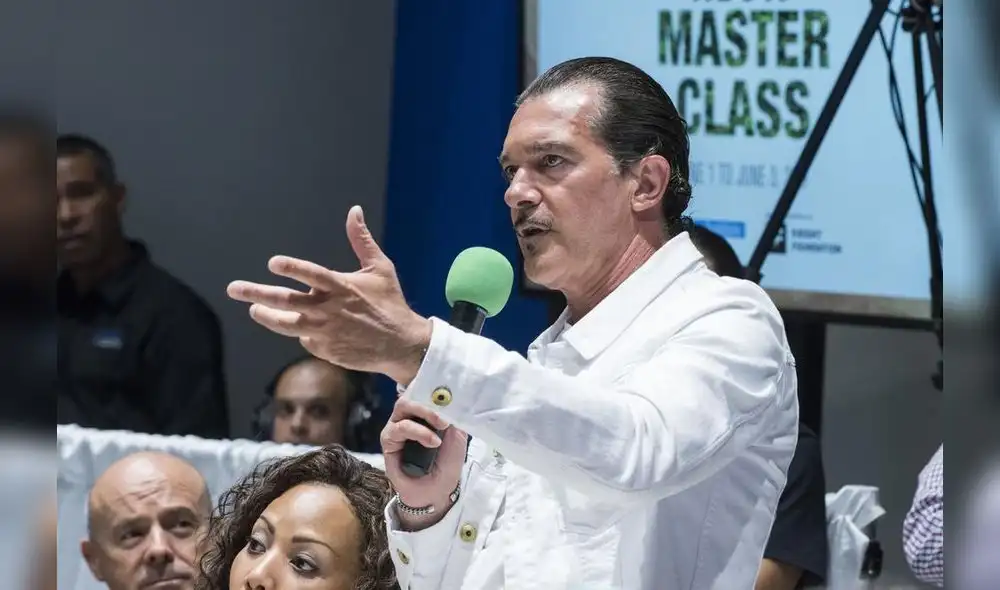Antonio Banderas: se luce en evento de moda en Miami y visita a niños enfermos [FOTOS]