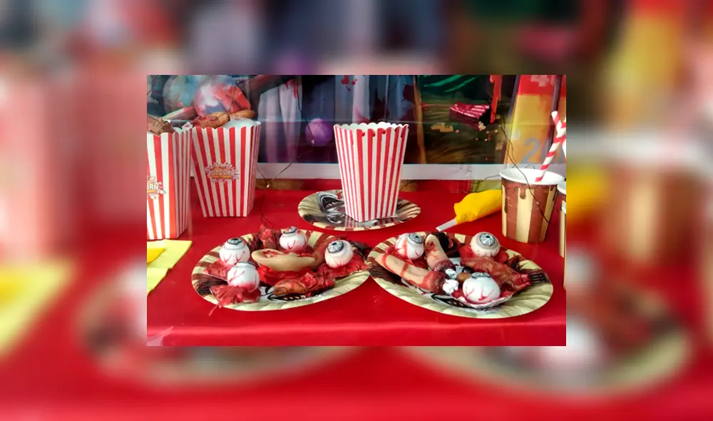 Decoraciones a todo precio y de diferentes modelos. Un paquete de decoración que incluye telaraña, arañas, calabazas, entre otros, costaría aproximadamente 150 soles Decoraciones a todo precio y de diferentes modelos. Un paquete de decoración que incluye telaraña, arañas, calabazas, entre otros, costaría aproximadamente 150 soles