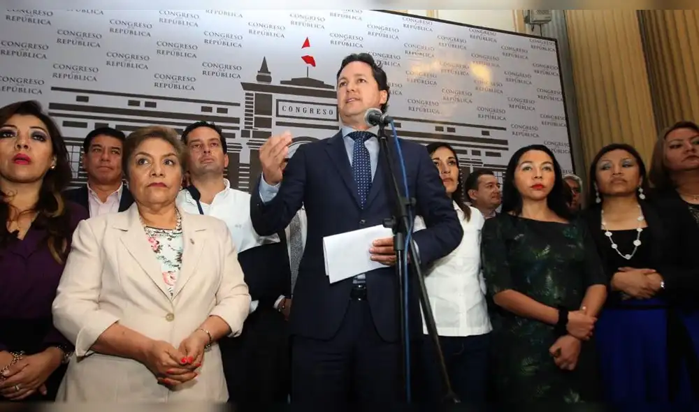 Ahora más legisladores evalúan dejar la bancada de Keiko 