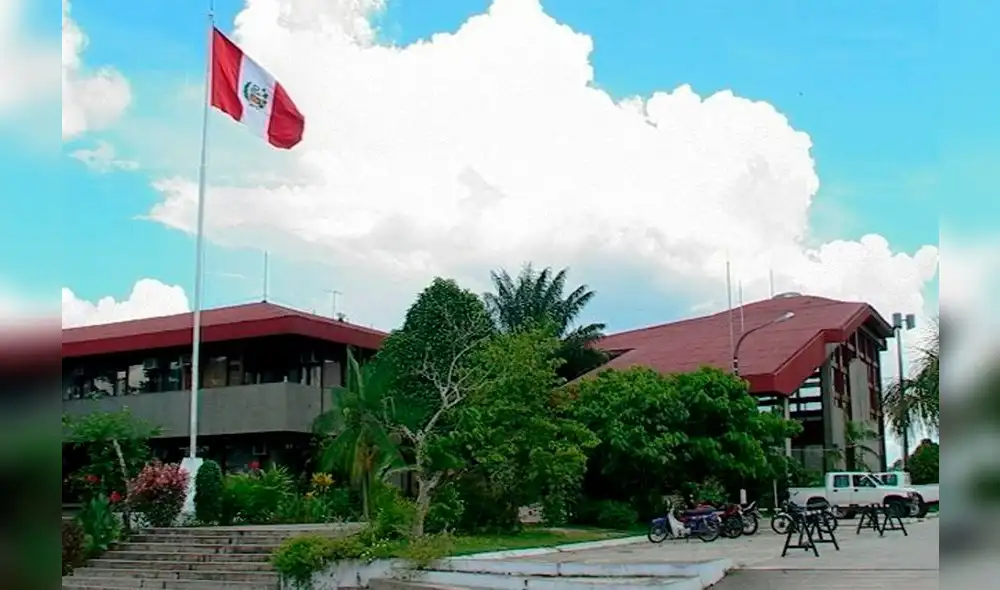 La medida incluye mototaxis, motocicletas y automóviles. Además, se establecieron horarios para el tránsito peatonal regulado.