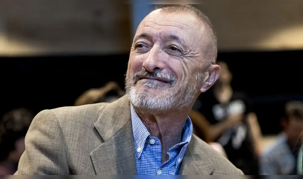 Escritor español Arturo Pérez-Reverte lanza nuevo libro.
