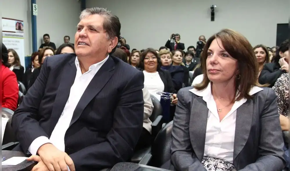 Alan García y su expareja, Roxane Cheesman. Foto. La República.