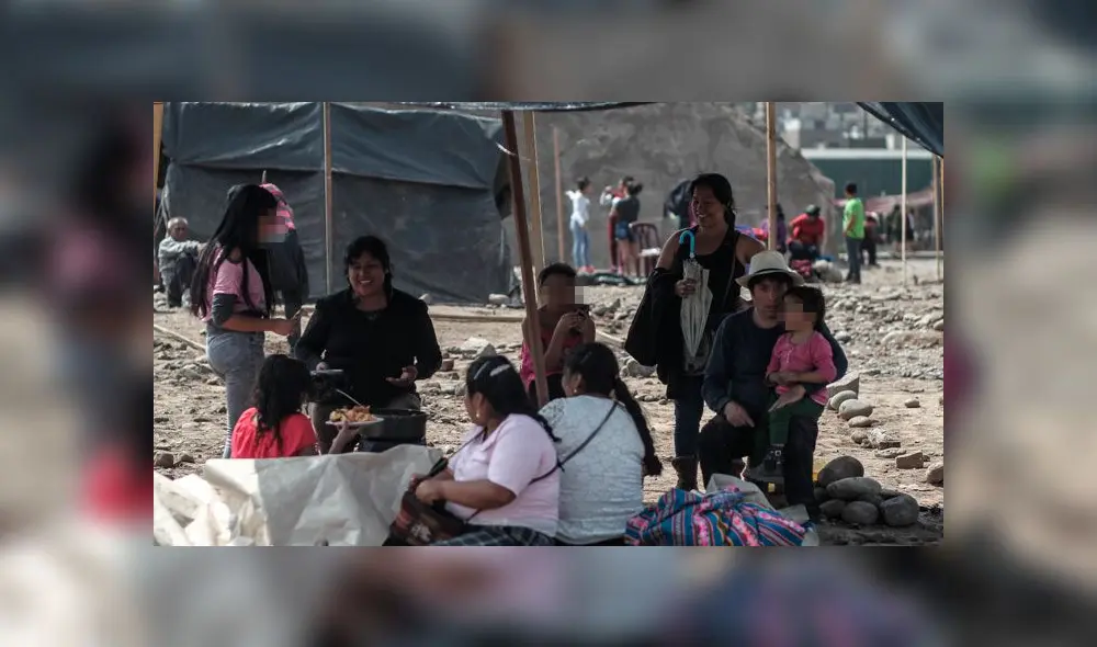 Decenas de personas de la comunidad shipibo-conibo retornaron a Cantagallo. Créditos: Aldair Mejía / La República.