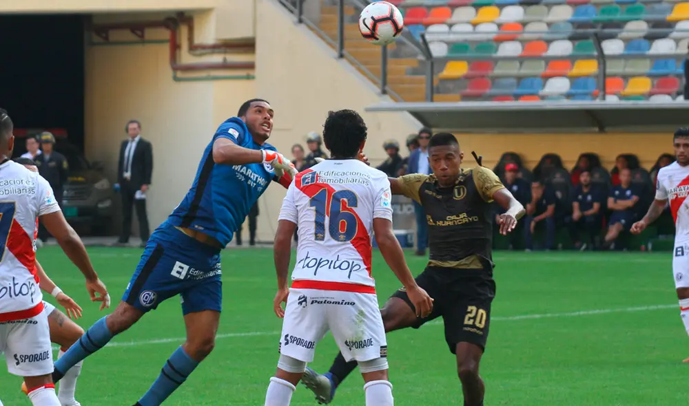 Alianza Lima anunció el fichaje de Steven Rivadeneyra para reemplazar a Pedro Gallese. | Foto: GLR