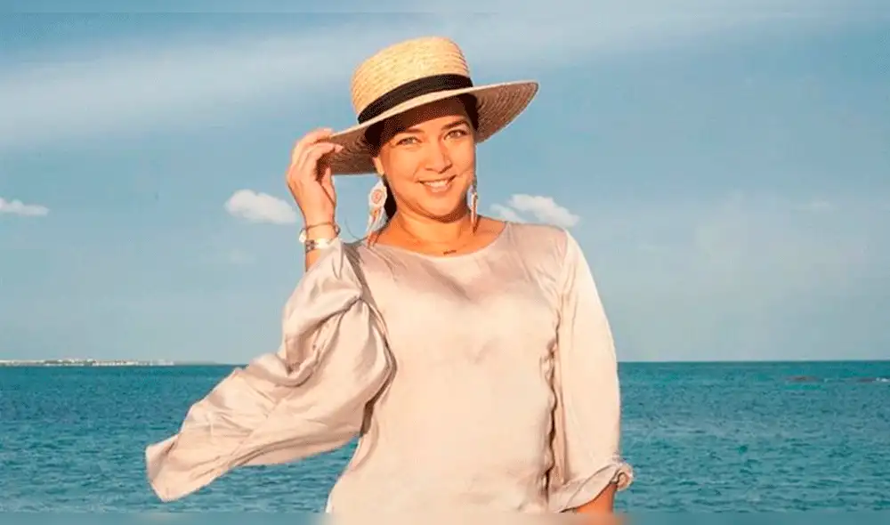 Adamari López 'se desmaya' en programa en vivo