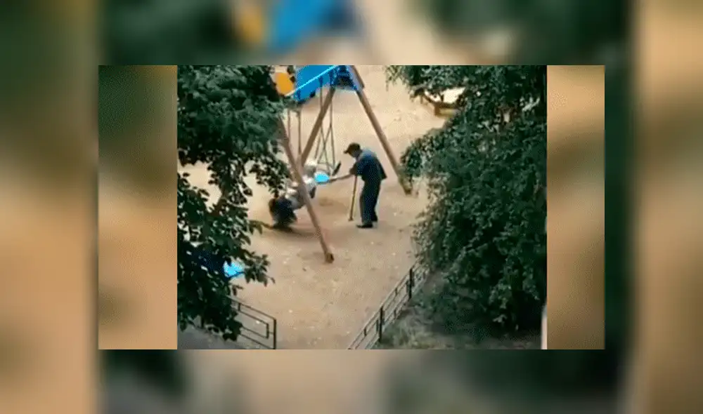 Facebook viral: Anciano columpia a su pareja, se cansa y usa truco para no perder romántico momento [VIDEO]