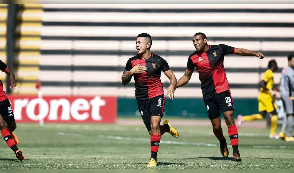 15-04-18 RC CANTOLAO VS MELGAR
ESTADIO MIGUEL GRAU
TORNEO DE VERANO 2018
PAOLO FUENTES