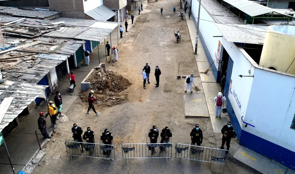 MPT incide en intervención de centros de abastos que representan cadenas de contagio del COVID-19. Foto MPT MPT incide en intervención de centros de abastos que representan cadenas de contagio del COVID-19. Foto MPT
