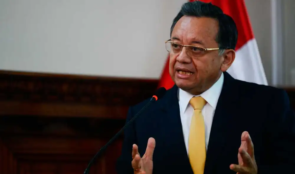 Comisión de U. San Agustín afirma que título profesional de Edgar Alarcón es fraudulento