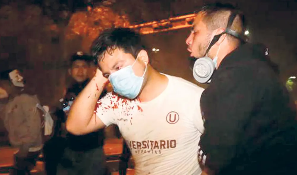 Violencia. La mayoría de víctimas de la represión en las calles son jóvenes estudiantes que se sumaron a las expresiones de repudio al régimen golpista. Foto: Oswald Charca/La República Violencia. La mayoría de víctimas de la represión en las calles son jóvenes estudiantes que se sumaron a las expresiones de repudio al régimen golpista. Foto: Oswald Charca/La República