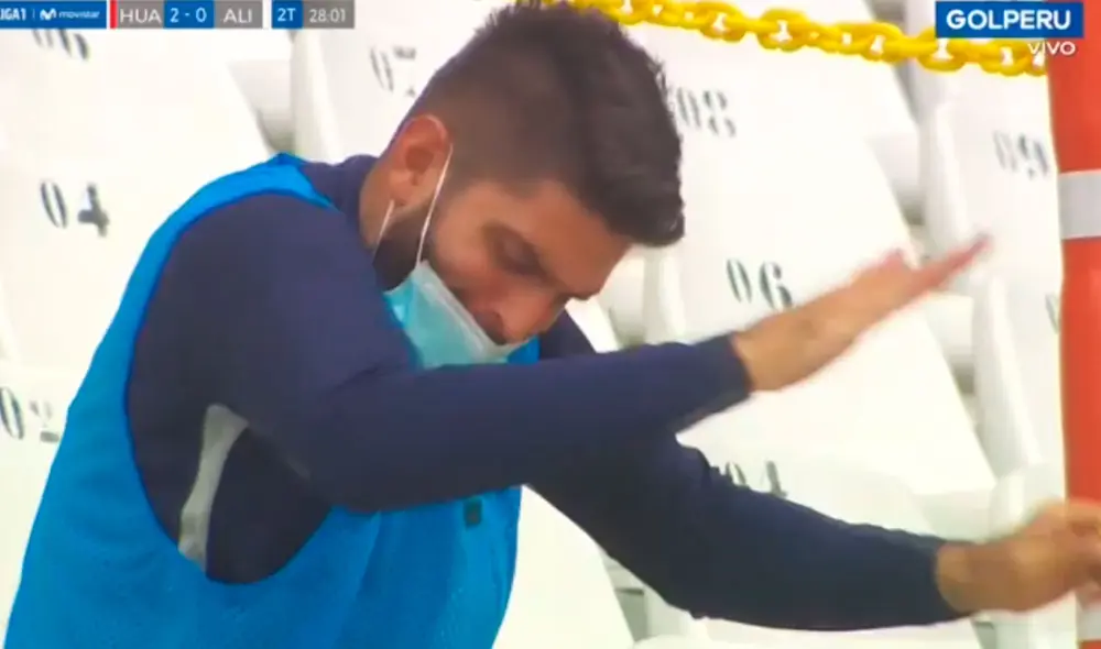 Plantel de Alianza Lima mostró su lamento tras el penal fallado de Carlos Ascues. Foto: captura de Gol Perú Plantel de Alianza Lima mostró su lamento tras el penal fallado de Carlos Ascues. Foto: captura de Gol Perú