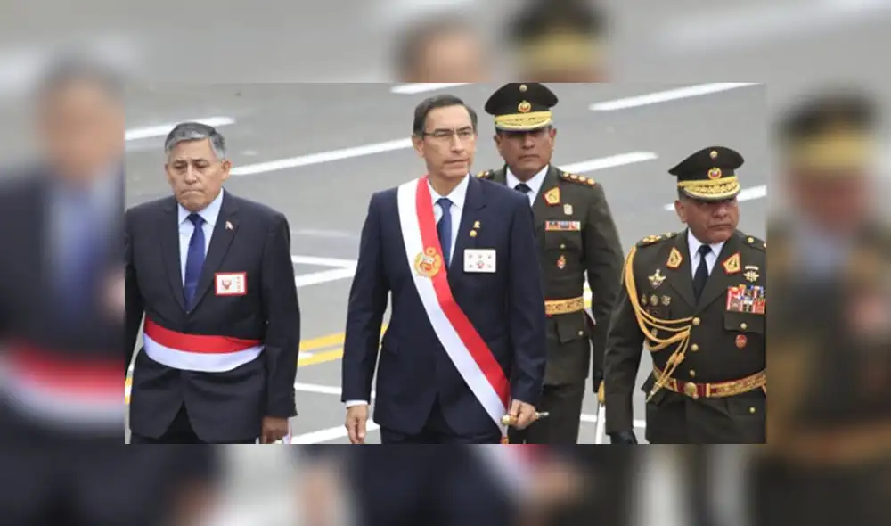 Familias enteras disfrutaron del variado y colorido cronograma del Desfile Militar. (Foto: La República)