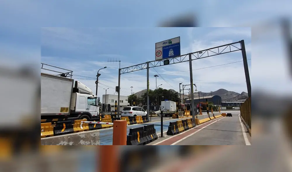 Conductores deben de de pagar la tarifa habitual en las casetas de peajes. (Foto: GLR - URPI)