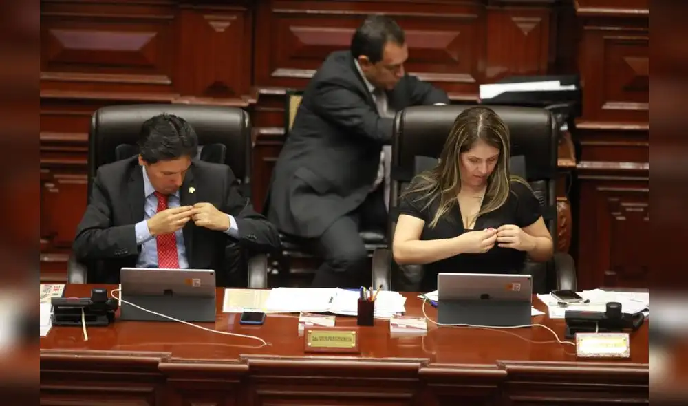 Pleno del Congreso: Interpelación al Ministro Vicente Zeballos [FOTOS]