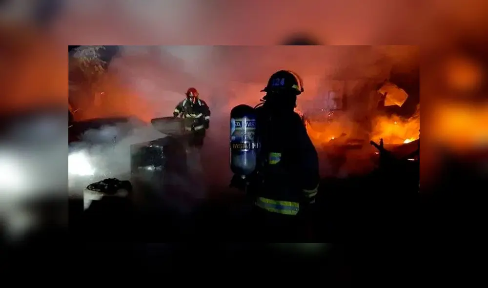 Hombre incendia la casa de su expareja y la asesina [VIDEO]