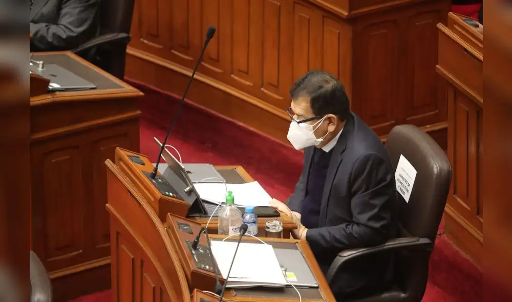 Jorge Montenegro en el hemiciclo del Congreso surante el pedido del voto de confianza. Foto: Andina. Jorge Montenegro en el hemiciclo del Congreso surante el pedido del voto de confianza. Foto: Andina.