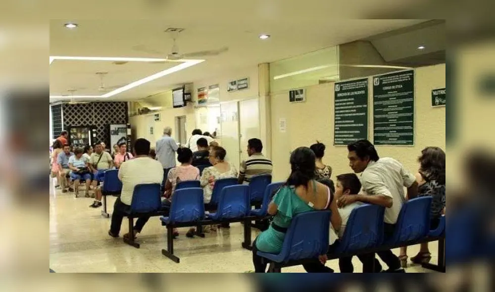 Gracias a los trámites por Internet, los pacientes ya no realizan colas en los centros de salud del IMSS. Gracias a los trámites por Internet, los pacientes ya no realizan colas en los centros de salud del IMSS.