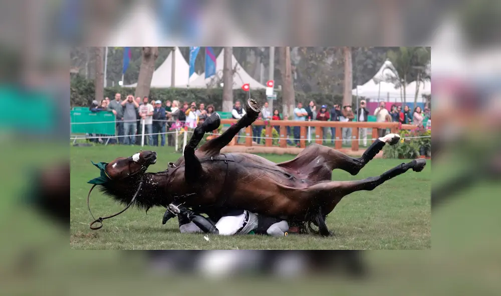 Ruy Leme Da Fonseca sufrió una aparatosa caída durante la competencia ecuestre de Lima 2019. Foto: REUTERS / Guadalupe Pardo