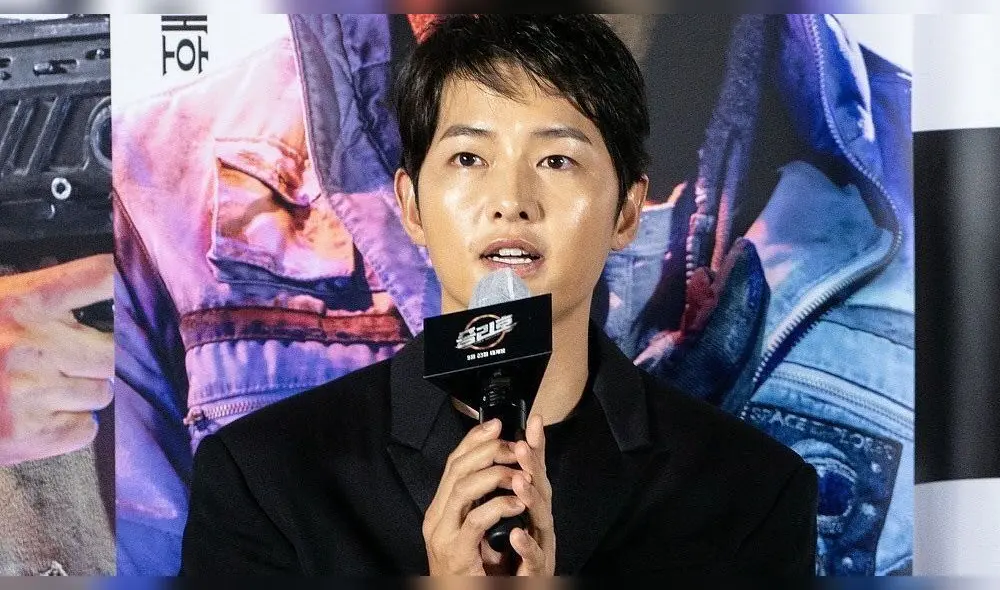 Desliza para ver más fotos de la conferencia de prensa de Space sweepers, la nueva película protagonizada por Song Joong Ki. Créditos: Dispatch