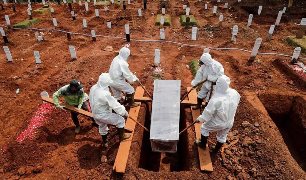 Las regiones más afectadas en número de decesos son América Latina y el Caribe. Foto: EFE