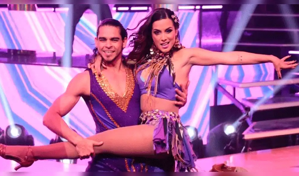 El artista del año: Natalia Salas rompe en llanto luego de revelar detalles de su romance El artista del año: Natalia Salas rompe en llanto luego de revelar detalles de su romance