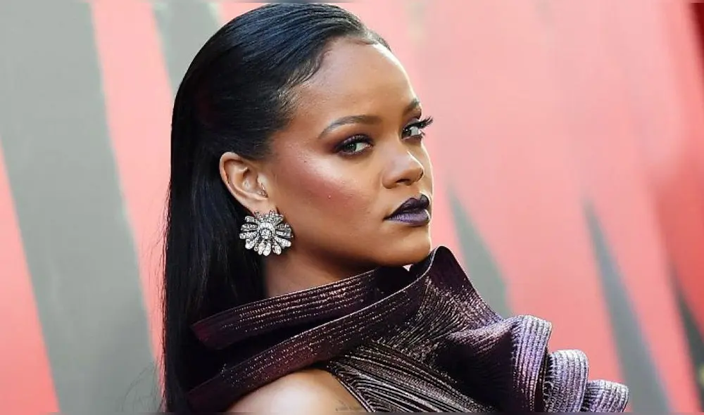 Rihanna ayudará a la investigación contra el cáncer de mama Rihanna ayudará a la investigación contra el cáncer de mama