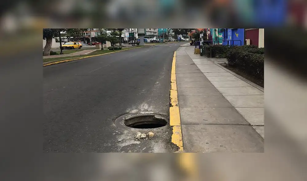 #YoDenuncia: peligro latente por buzón sin tapa en Jesús María #YoDenuncia: peligro latente por buzón sin tapa en Jesús María