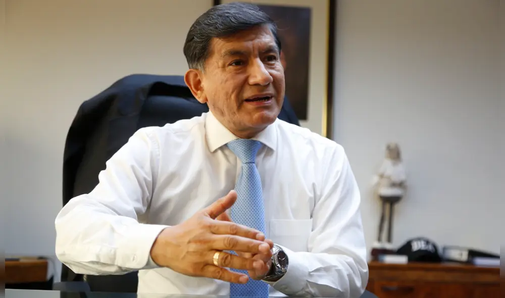 Carlos Morán recordó que un primer paso fue el trámite por internet del certificado de antecedentes policiales. (Foto: La República)