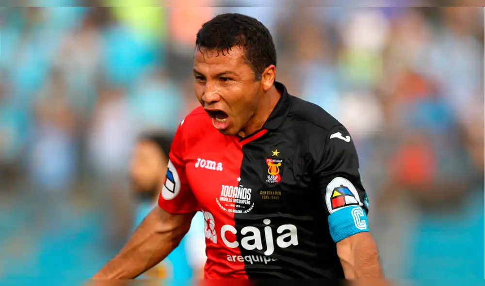 El último gol de Ysrael Zúñiga en el fútbol profesional [VIDEO]