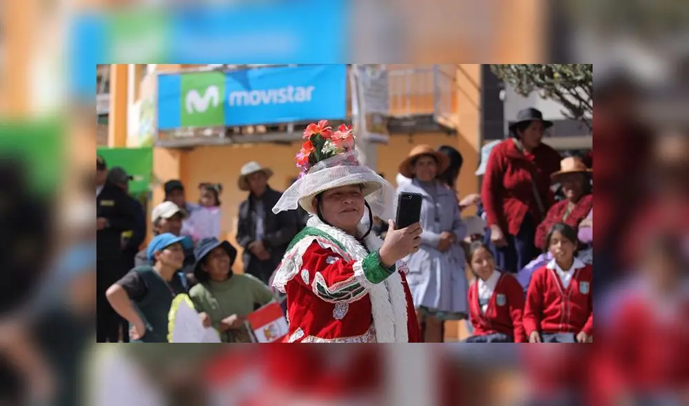 Pobladores de Moya ven en el Internet una oportunidad para desarrollarse económica y socialmente. (Foto: Telefónica) Pobladores de Moya ven en el Internet una oportunidad para desarrollarse económica y socialmente. (Foto: Telefónica)