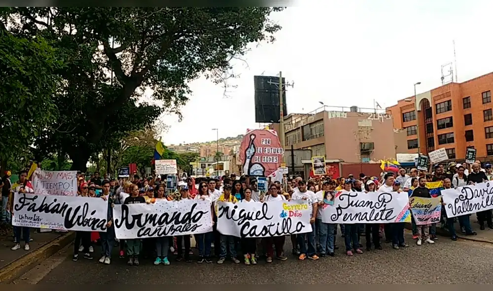 "Un héroe no se olvida": marcharon en Caracas por jóvenes muertos en protestas [FOTOS]