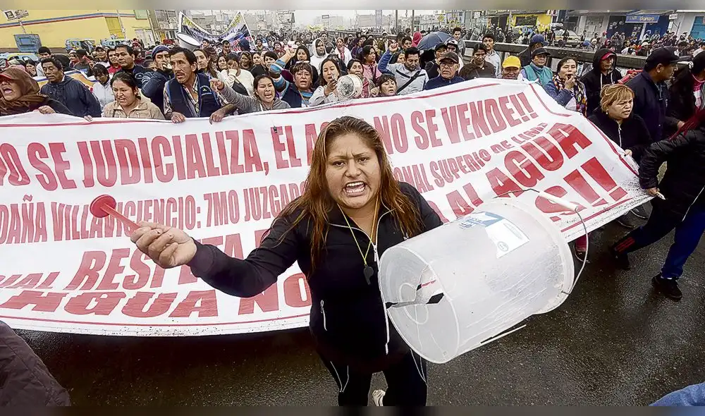 Vecinos protestan por falta de agua en Carabayllo | Sociedad | La República