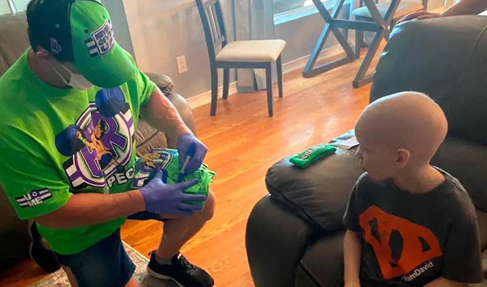 John Cena sorprendió a un niño con cáncer en plena pandemia de coronavirus. | Foto: WFLA-TV