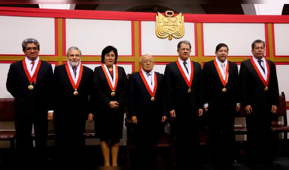 Tribunal Constitucional advierte que sus decisiones son de obligatorio cumplimiento