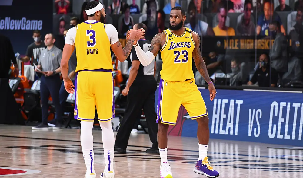 Los Angeles Lakers y Denver Nuggets se enfrentaron en el Game 4 de los Playoffs de la NBA. Foto: AFP Los Angeles Lakers y Denver Nuggets se enfrentaron en el Game 4 de los Playoffs de la NBA. Foto: AFP
