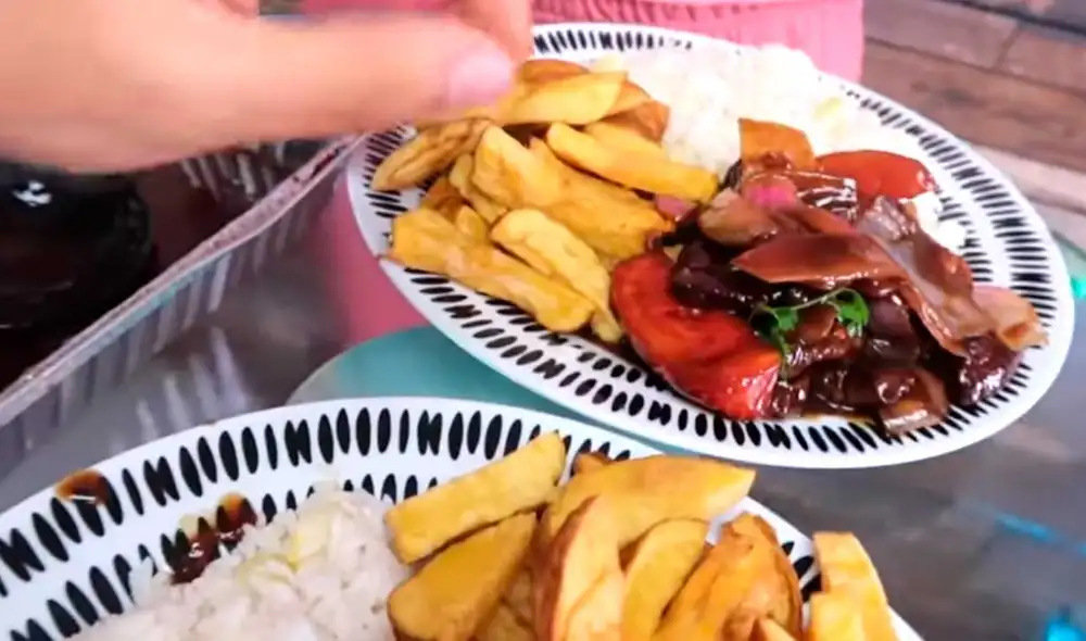 Desliza las imágenes para ver cómo luce este lomo saltado que se vende a 92 soles en un restaurante peruano. Fotocaptura: Desbalanceados/YouTube Desliza las imágenes para ver cómo luce este lomo saltado que se vende a 92 soles en un restaurante peruano. Fotocaptura: Desbalanceados/YouTube