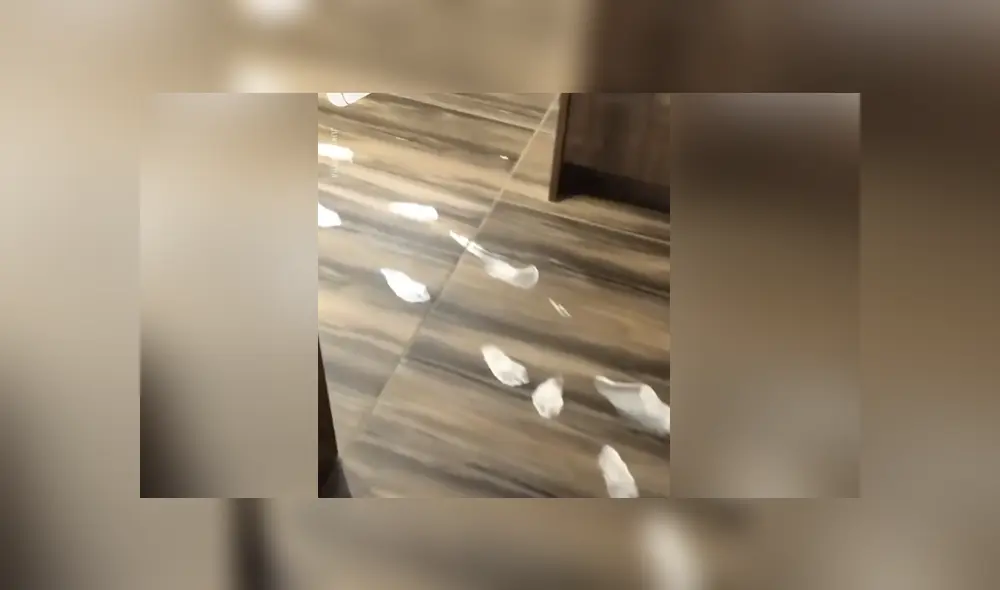 Mediante Facebook se hizo viral el momento en que unos padres descubren la travesura de su hija.