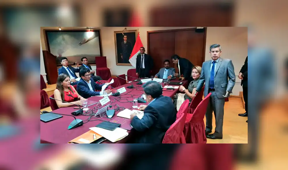 Subcomisión no sesionó por falta de quórum y sigue retrasando caso Chávarry Subcomisión no sesionó por falta de quórum y sigue retrasando caso Chávarry
