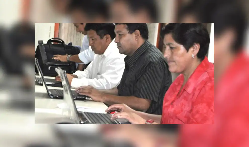 Programa de capacitación consta de tres cursos que equivalen a 150 horas lectivas que sirven para el escalafón docente. (Foto: Minedu)