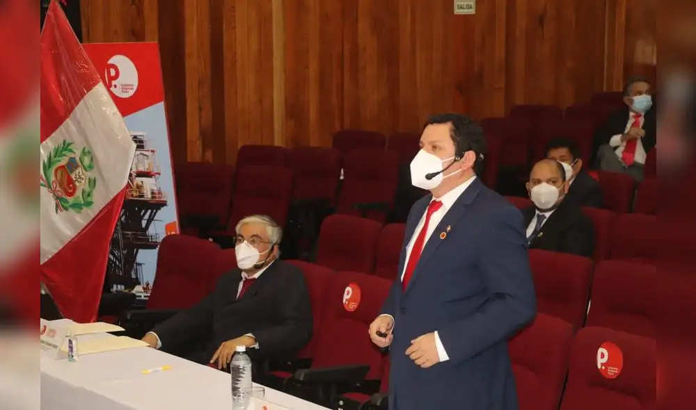 Servando García nfatizó en la instalación de 5 isotanques de oxígeno medicinal para pacientes con coronavirus. Foto: Gore