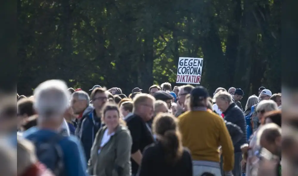Las autoridades sanitarias contabilizaron 4.058 nuevos contagios en 24 horas, frente a los 2.828 un día antes. Foto: AFP Las autoridades sanitarias contabilizaron 4.058 nuevos contagios en 24 horas, frente a los 2.828 un día antes. Foto: AFP